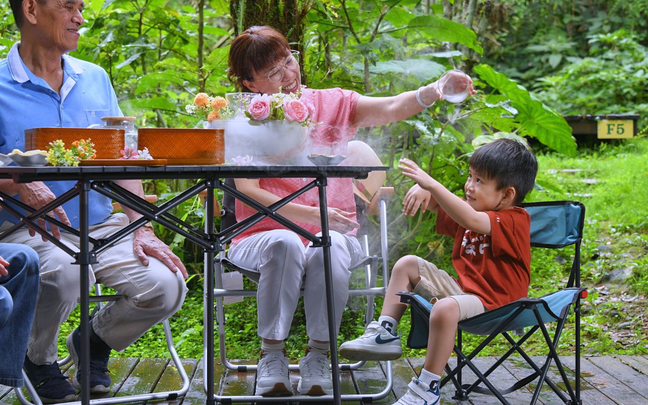 溪頭野餐冰茶